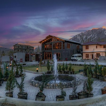 Dynasty Hotel Skardu Exterior photo